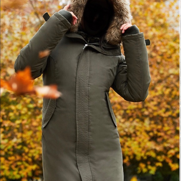 TNA Summit Parka: Dark Olive - Picture 1 of 8